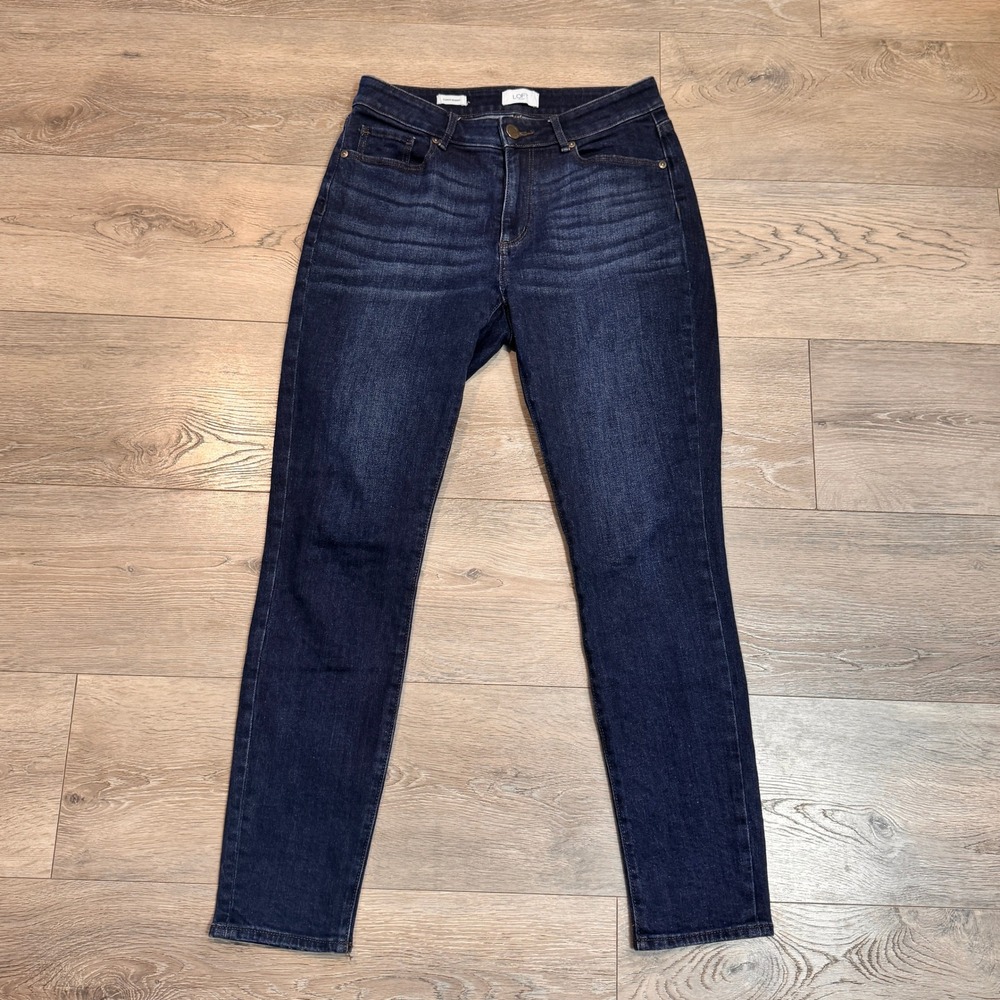 LOFT Outlet Curvy Skinny Jeans Dark Wash Womens Size 4 Clean Wash Flattering